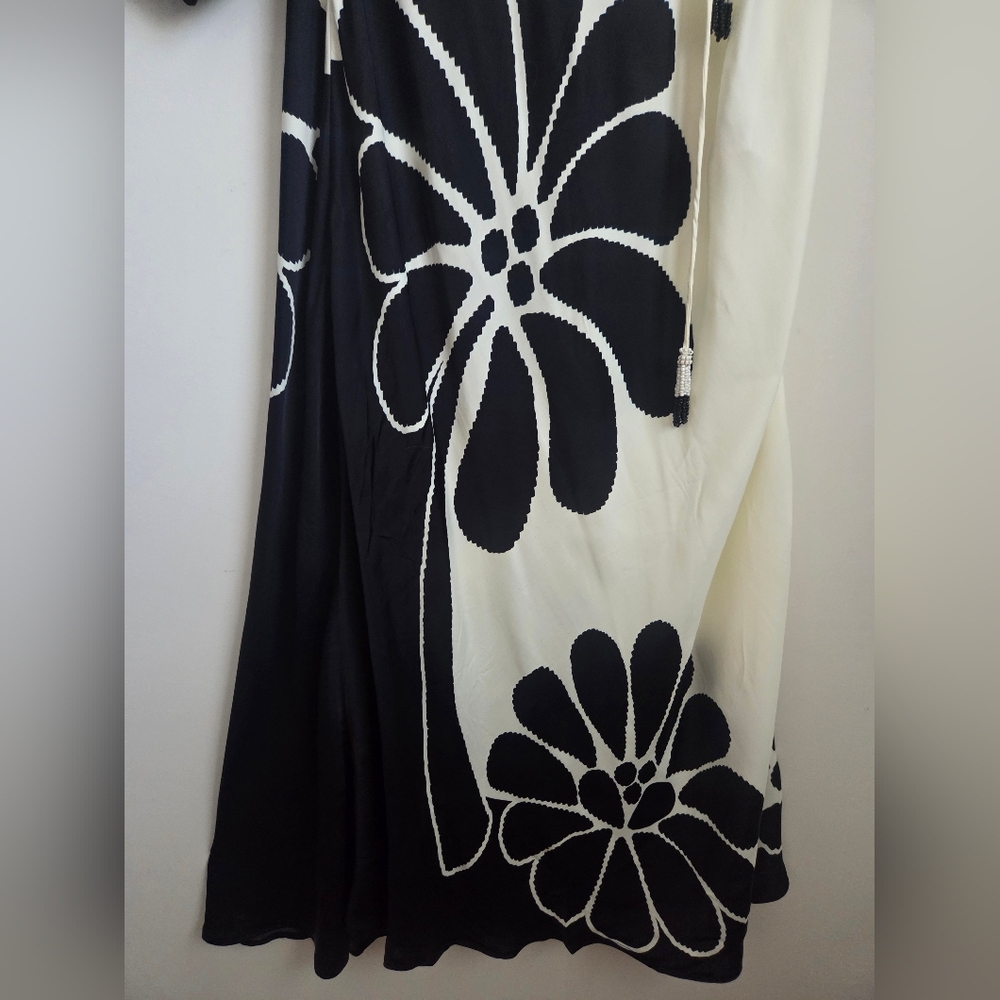 FARM Rio Palermo Cutout Long Sleeve Maxi Dress in Black/Off-White M Retro NWT - Picture 10 of 15